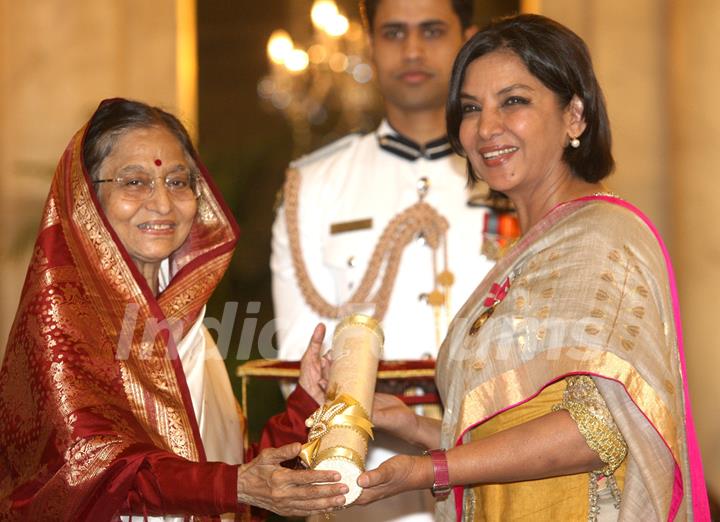 President Pratibha Devisingh Patil, presenting the Padma Bhushan Award to Shabana Azmi, at Rashtrapati Bhavan, in New Delhi on Wednesday. .