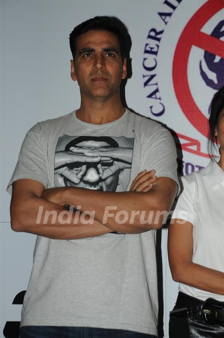 Special charity screening of 'Housefull 2' for Cancer Aid Foundation