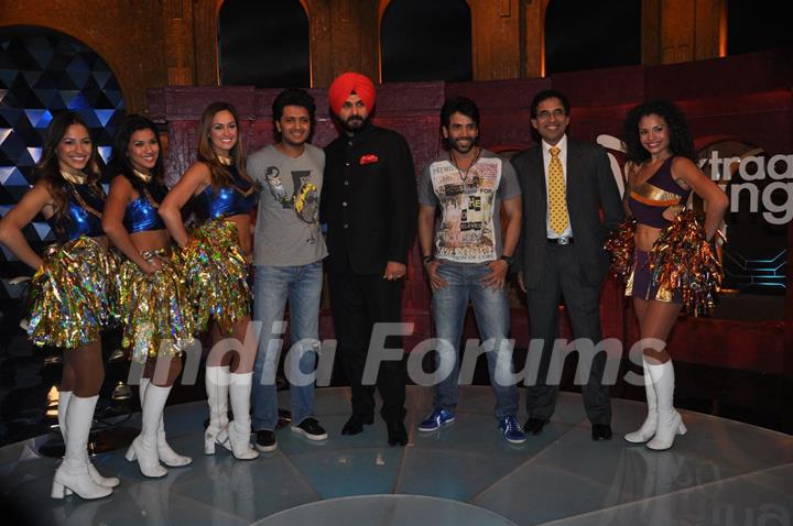 Ritesh Deshmukh, Navjot Singh Sidhu, Tusshar Kapoor & Harsha Bhogle Promote Kyaa Super Kool Hain Hum