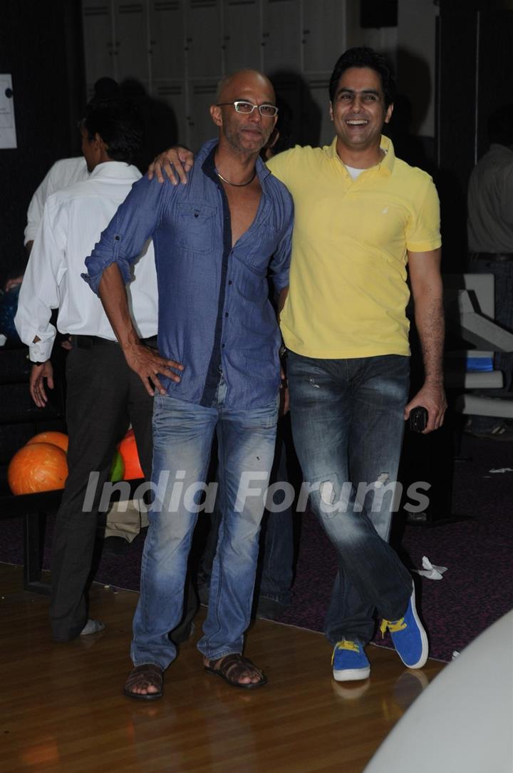 Rajesh Khera and Aman Verma at 100 episodes celebration of Parvarish kuch khatti kuch meethi