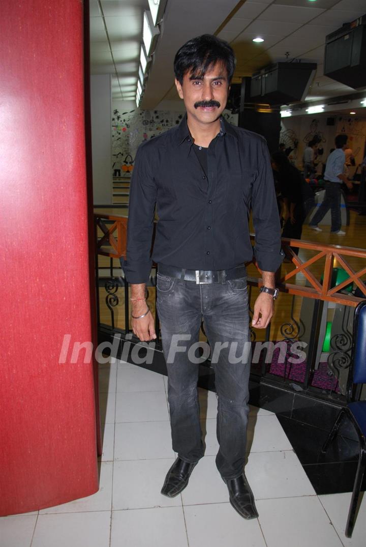 Jiten Lalwani at Tony and Deeya Singh's bash at The Club