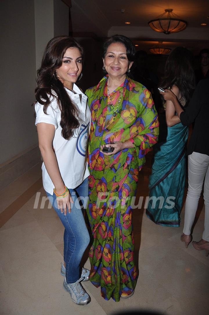 Soha Ali Khan with her mother Sharmila Tagore at P&G Thank You Mom campaign launch