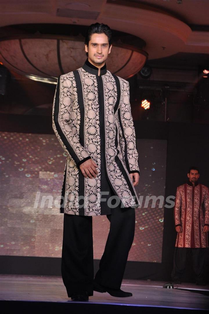 Manish Malhotra - Lilavati's 'Save & Empower Girl Child' show