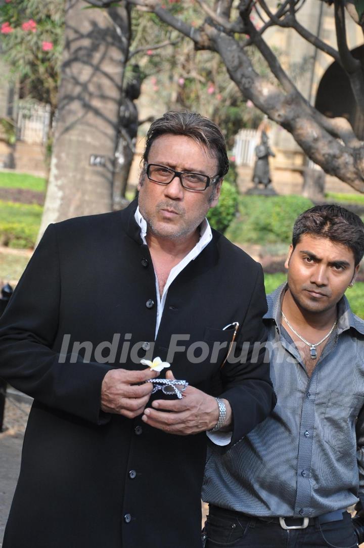 Jackie Shroff at the Lotus Art Show