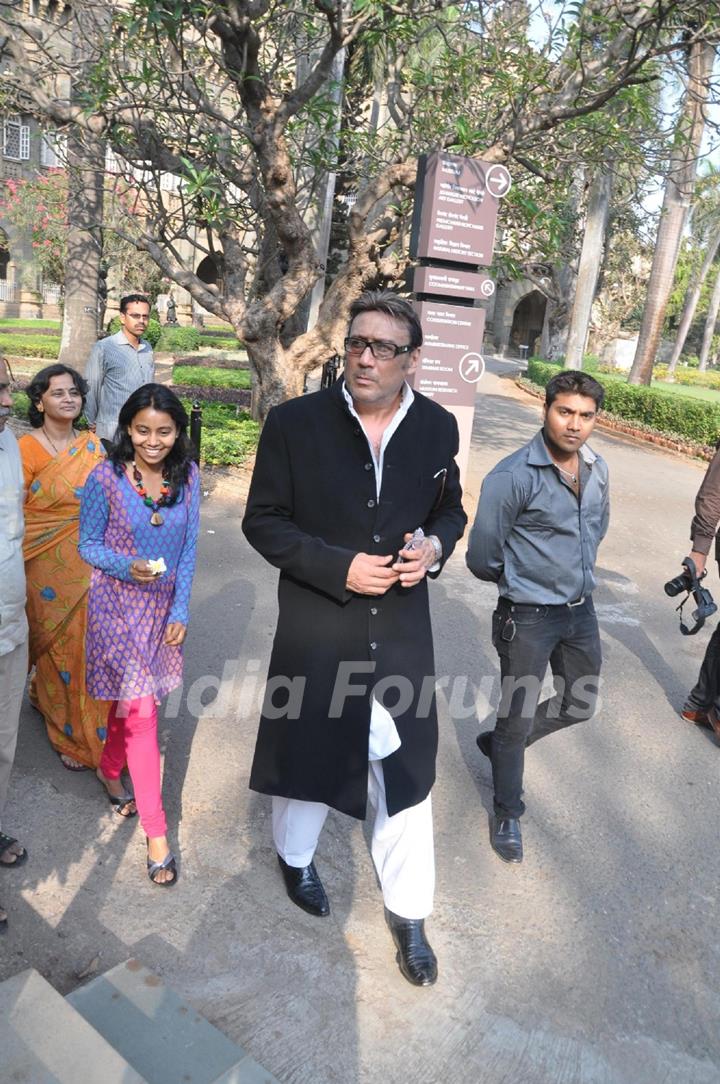 Jackie Shroff at the Lotus Art Show