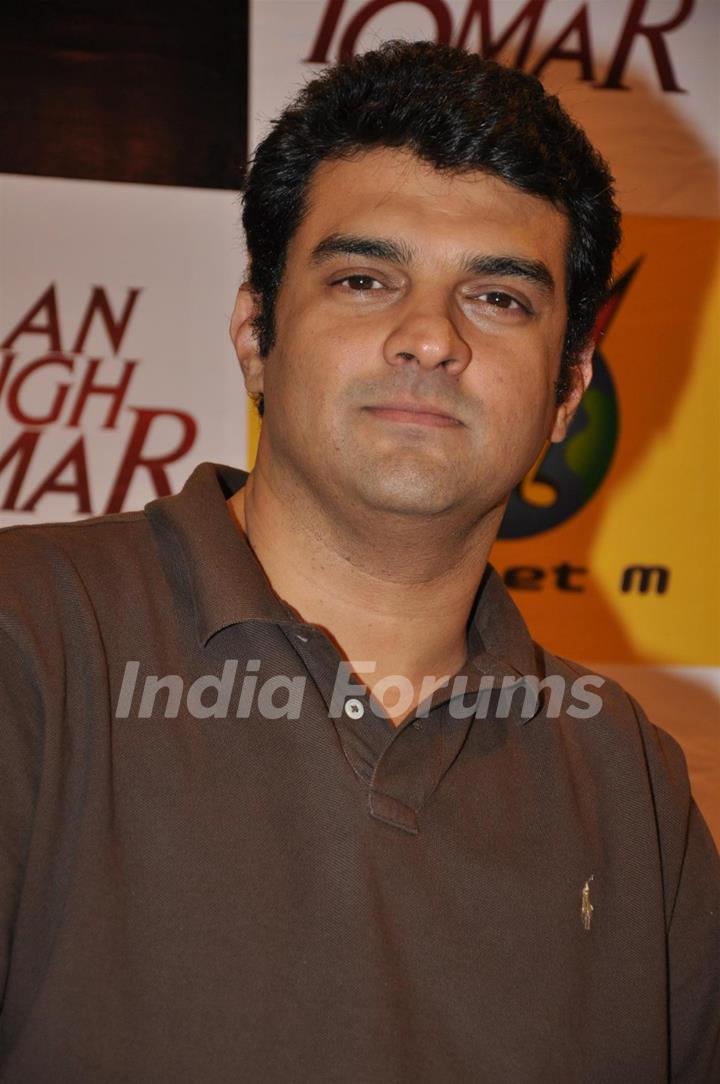 Siddharth Roy Kapur at Paan Singh Tomar DVD Launch