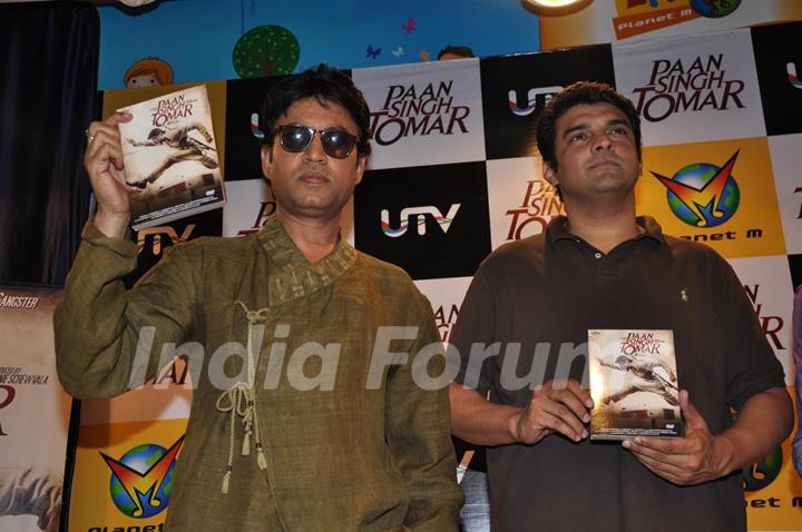 Irrfan Khan and Siddharth Roy Kapur at Paan Singh Tomar DVD Launch