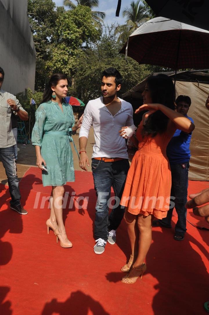 Dia Mirza, Jackky Bhagnani and Nidhi Subbaiah during the Mahurat of Movie “Ajab Gazabb Love”