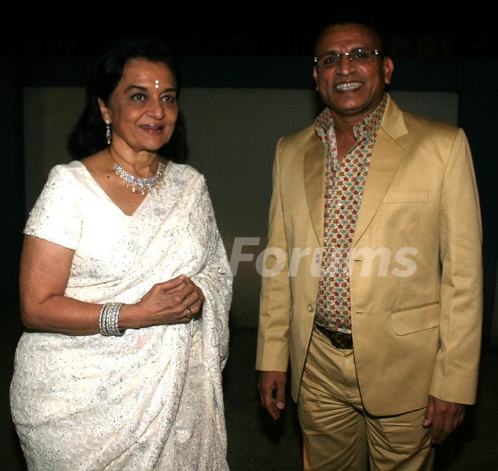 Asha Parekh and Annu Kapoor at Dr. Ambedkar Awards