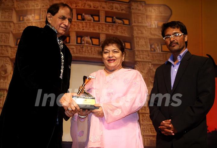 Harish Shah, Saroj Khan and Kailash Masoom at Dr. Ambedkar Awards