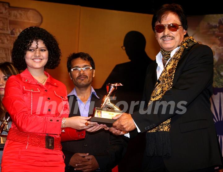 Palak, Kailash and Sanjay khan at Dr. Ambedkar Awards
