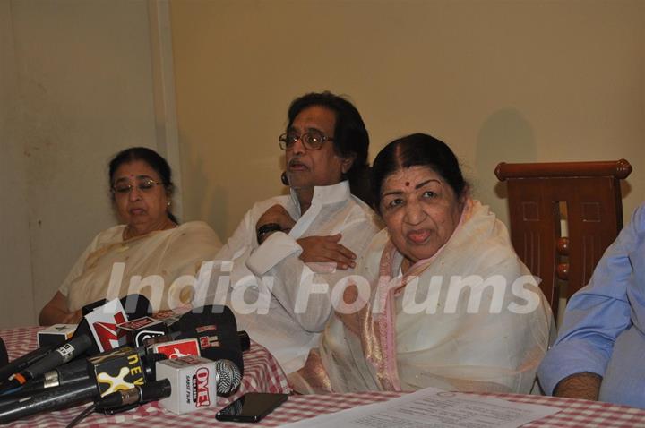 Lata Mangeshkar during a Press Conference to announce 'Deenanath Mangeshkar Puraskar Awards'