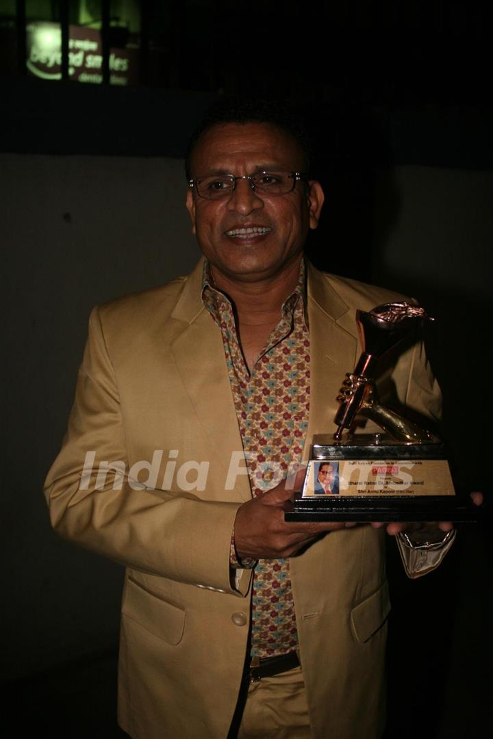 Annu Kapoor at Dadasaheb Ambedkar Awards