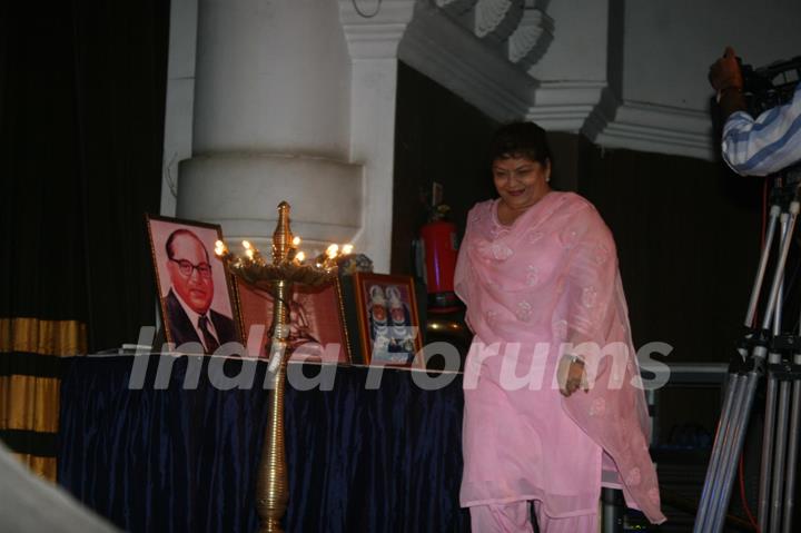 Saroj Khan at Dadasaheb Ambedkar Awards organised by Kailash Masoom and Harish Shah