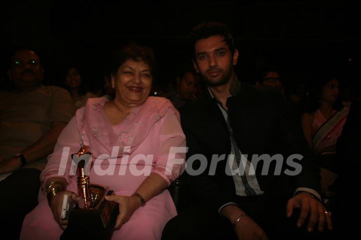 Saroj Khan & Chirag Paswan at Dadasaheb Ambedkar Awards organised by Kailash Masoom & Harish Shah