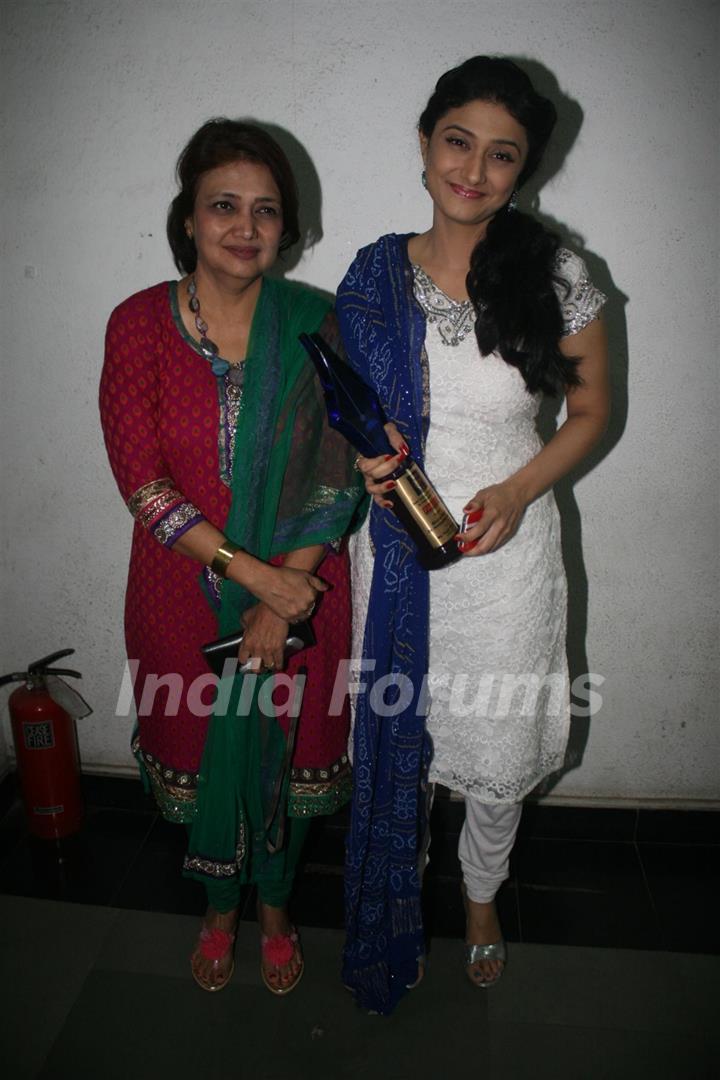 Ragini Khanna and Kamini Khanna at Dadasaheb Ambedkar Awards organised