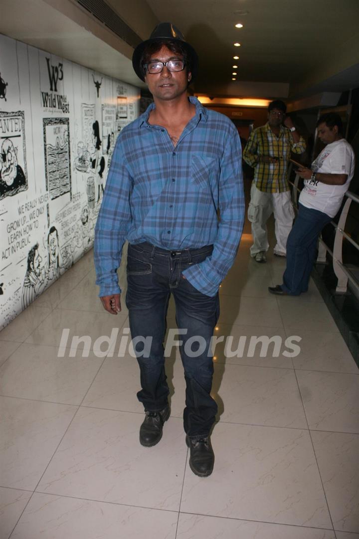 Satish Kaushik celebrated his birthday with friends at Wild Wild West in Andheri, Mumbai