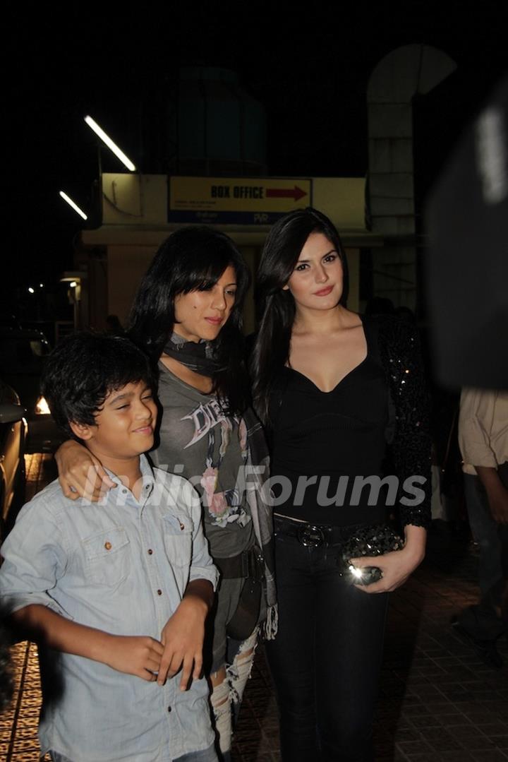 Zarine Khan at Vicky Donor special screening hosted by John Abraham at PVR