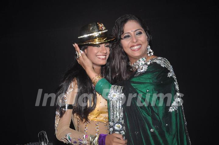 Rajasmita Kar and Geeta Kapoor at Dance India Dance grand finale