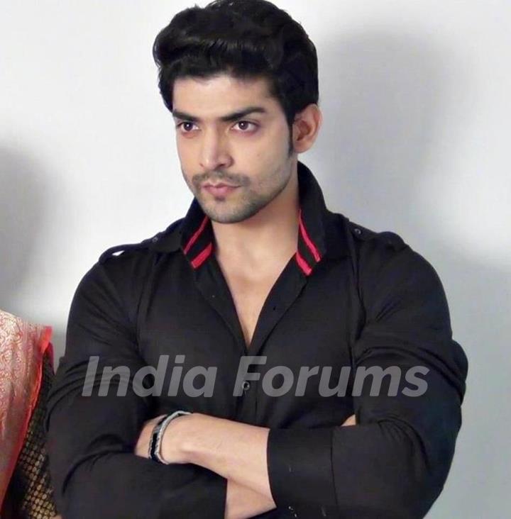 Gurmeeet Choudhary on Punar Vivah set