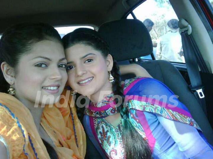 Drashti Dhami with Trishikha Tripathi