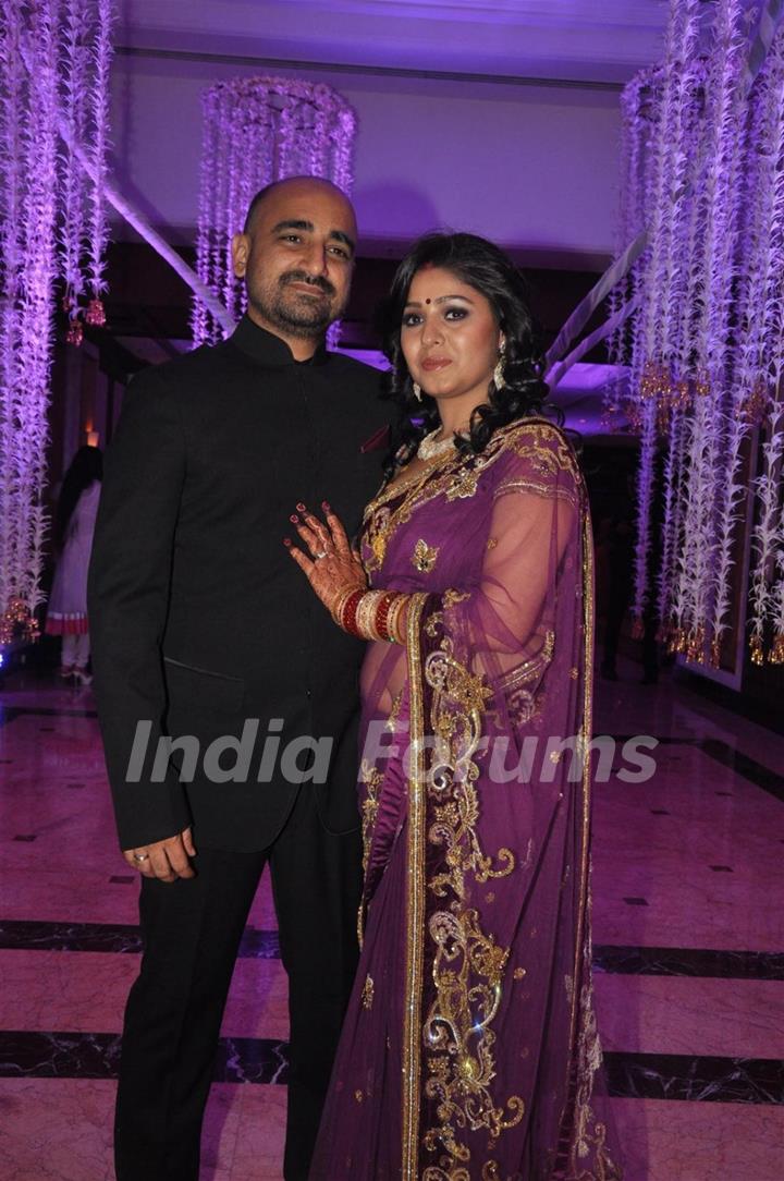 Sunidhi Chauhan and Hitesh Sonik at their Wedding Reception Ceremony