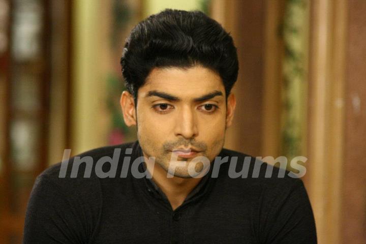 Gurmeeet as Yash Sindhya on sets of Punar Vivah