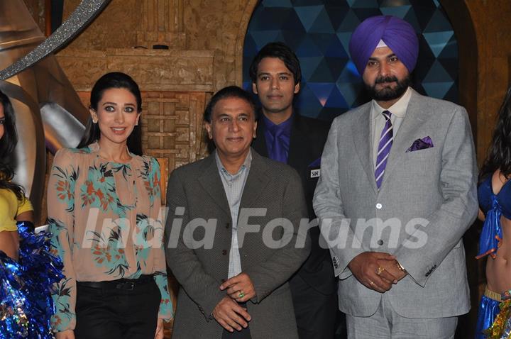 Karisma Kapoor, Samir Kochchar, Sunil Gavaskar and Navjot Singh Sidhu at IPL Extra Innings