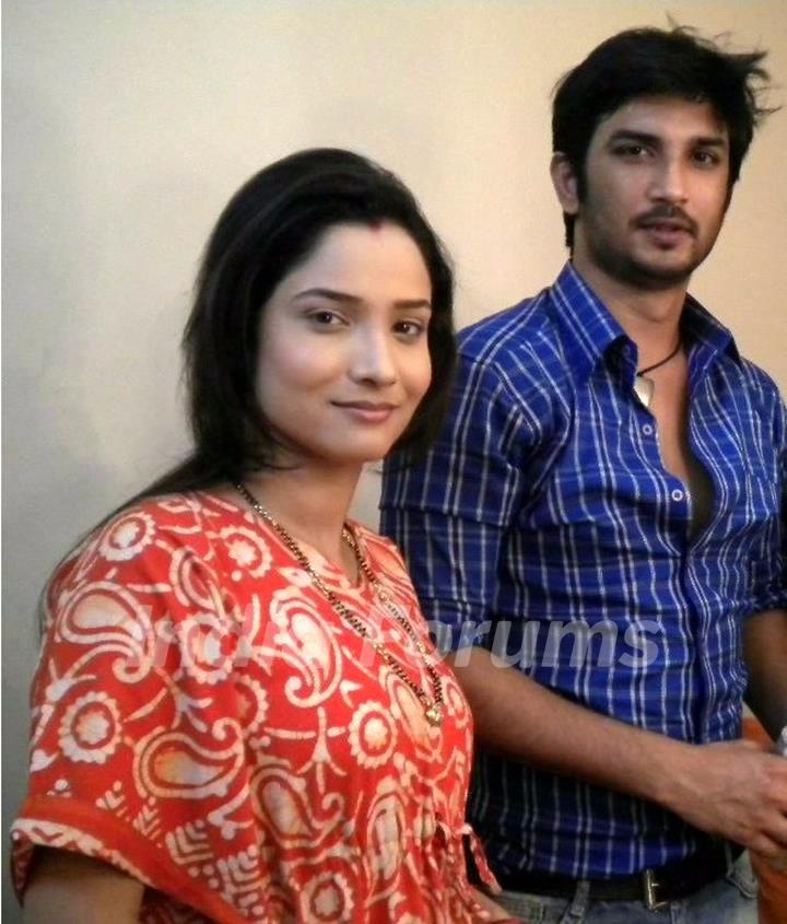 Ankita Lokhande and Sushant Singh Rajput On Set Picture