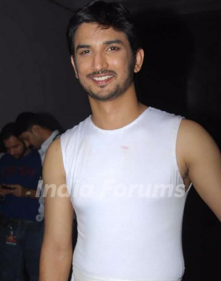 Sushant Singh Rajput On The Set Of Jhalak Dikhala Jaa 4