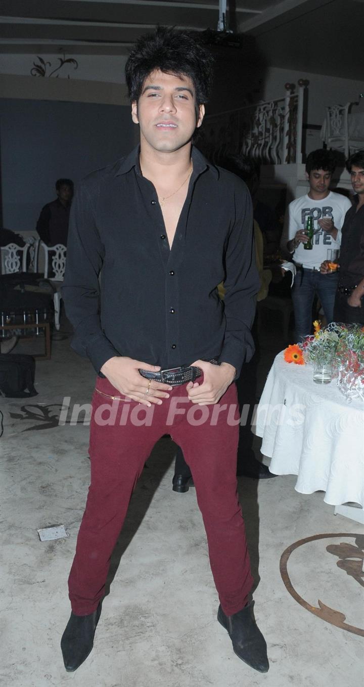 Rajiv Khinchi at Sufzal Saleem's birthday bash