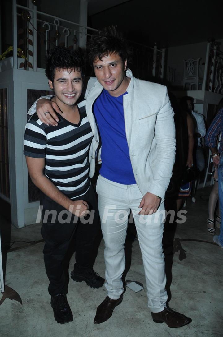 Aditya Singh Rajput with Sufzal Saleem at Sufzal Saleem's birthday bash