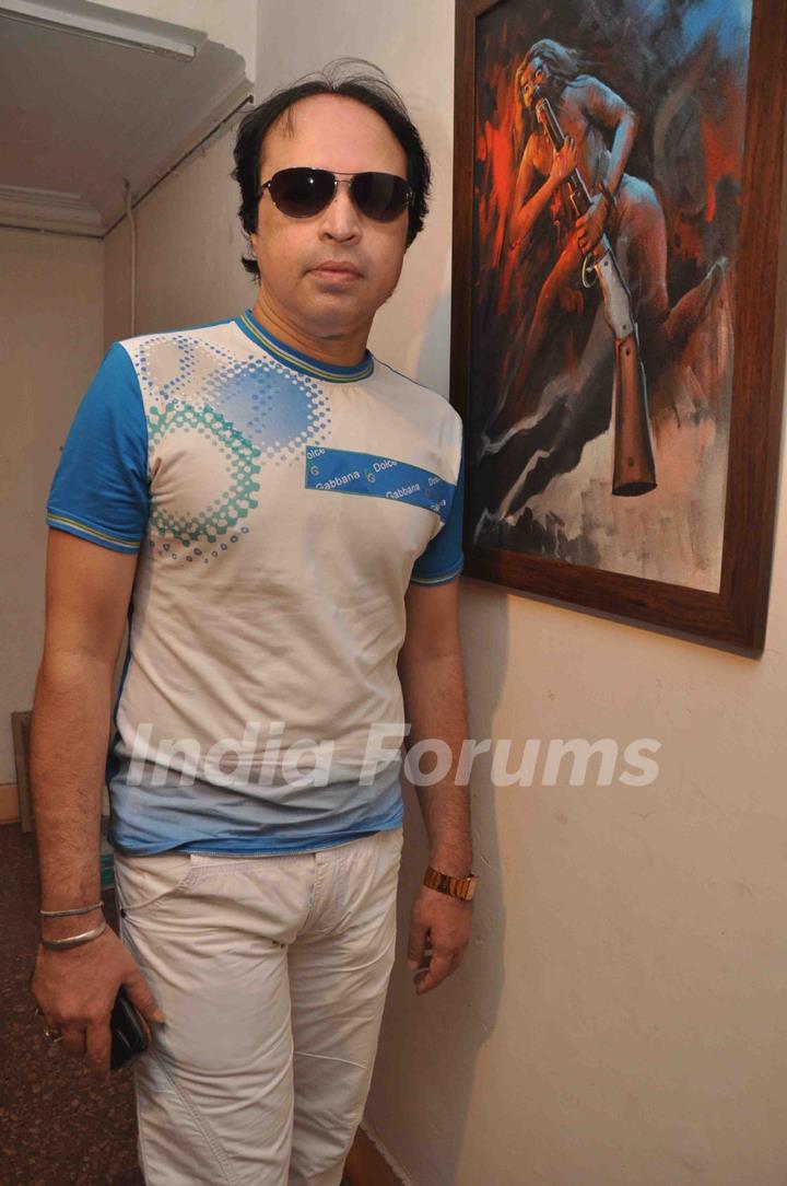 Altaaf Raja promoting upcoming film ‘BANDOOK’ at a Painting Exhibition