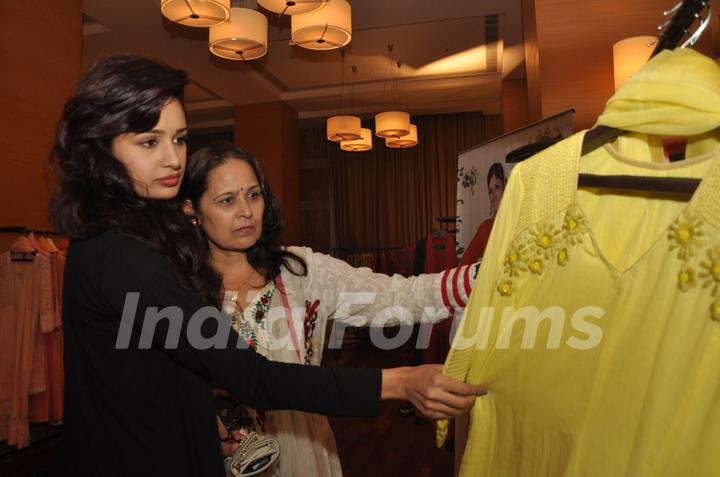 Yuvika Choudhary at the new collection unveiling of designer Anita More