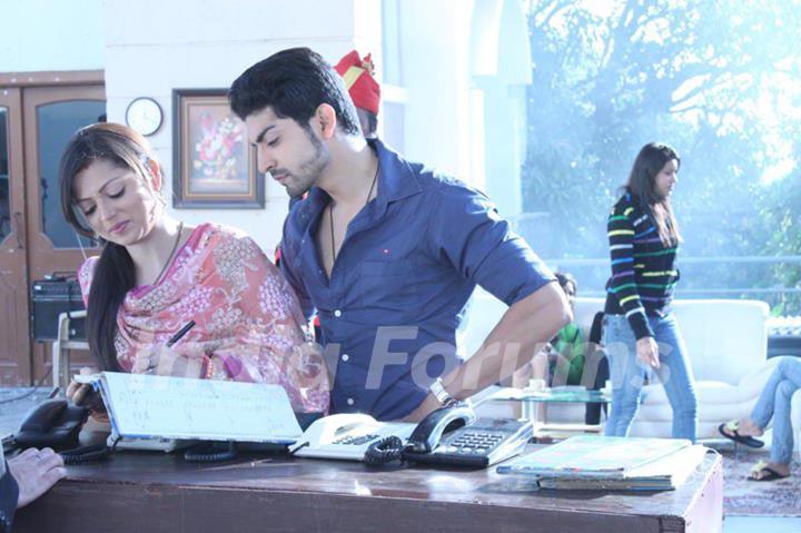 Drashti Dhami & Gurmeet Choudhury