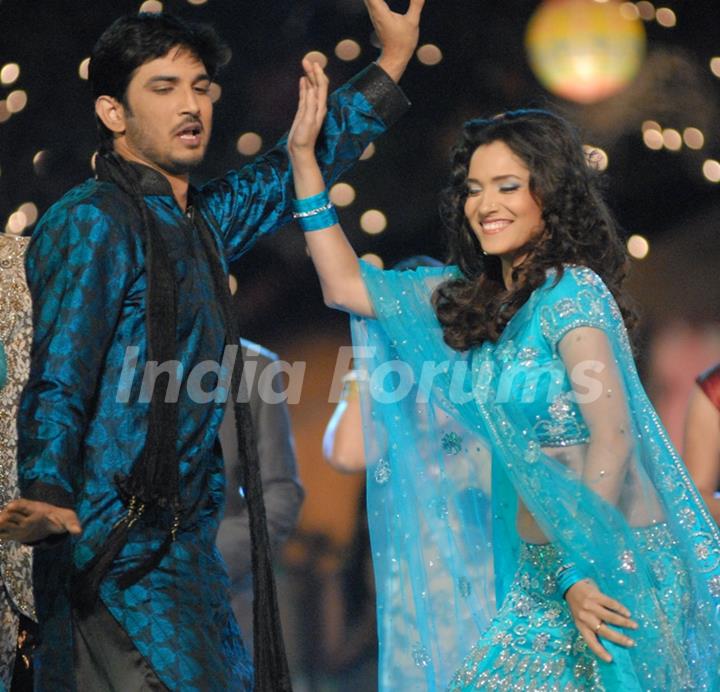 Ankita Lokhande, Sushant Singh Rajput Performing In Sanskar Laxmi