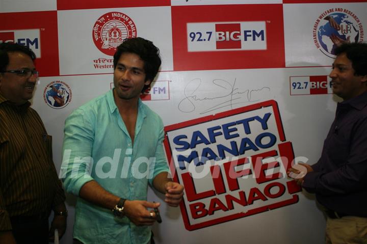 Shahid Kapoor promotes film Teri Meri Kahani at Big FM