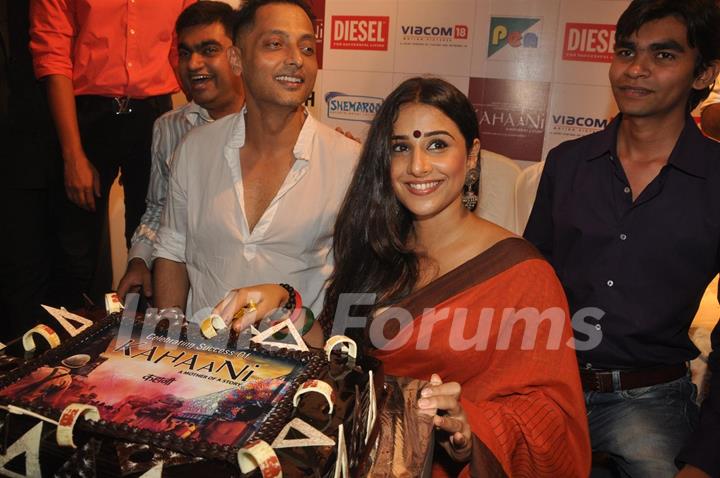 Sujoy Ghosh and Vidya Balan at Kahaani DVD launch