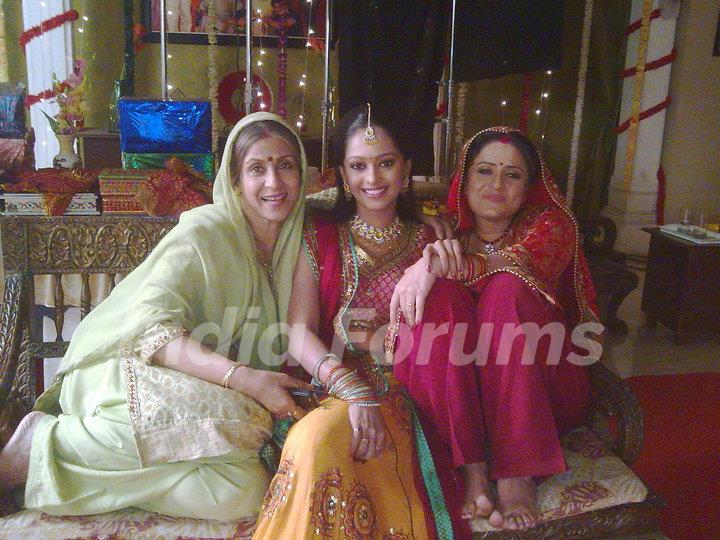 Mugdha Chapekar on sets of Mere Ghar Ayi Ek Nanhi Parim