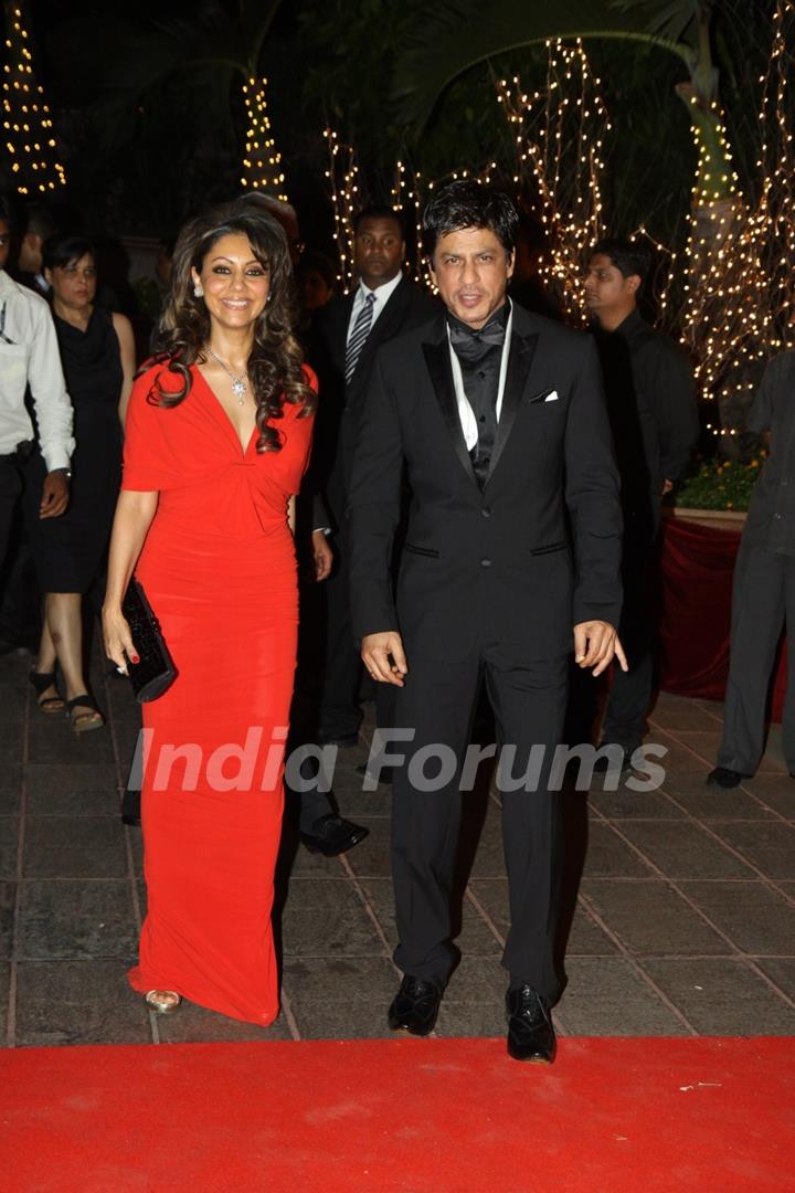 Shahrukh Khan with Gauri Khan at Karan Johar's 40th Birthday Party