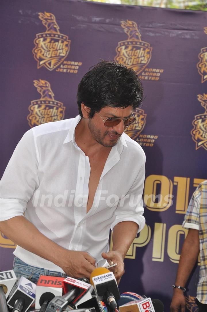 Shah Rukh Khan's press conference after KKR's victory in Indian Premiere League T20 at the IPL Season 5