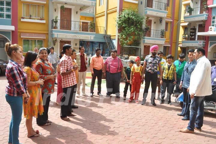 Cast of Ferrari Ki Sawaari On the Sets of Tarak Mehta Ka Ooltah Chasmah