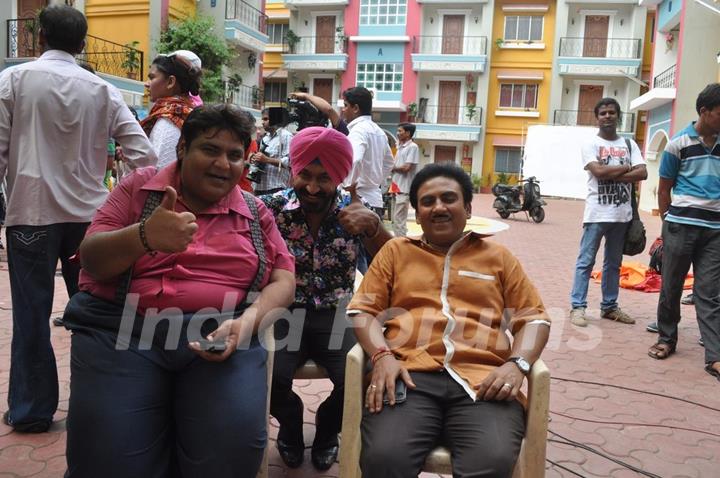 Cast of Ferrari Ki Sawaari On the Sets of Tarak Mehta Ka Ooltah Chasmah