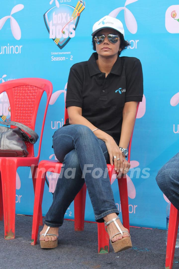 Bollywood celebrity Mandira Bedi at Box Cricket Finale, Box Ka Boss at Lalit Kal Bhavan. .