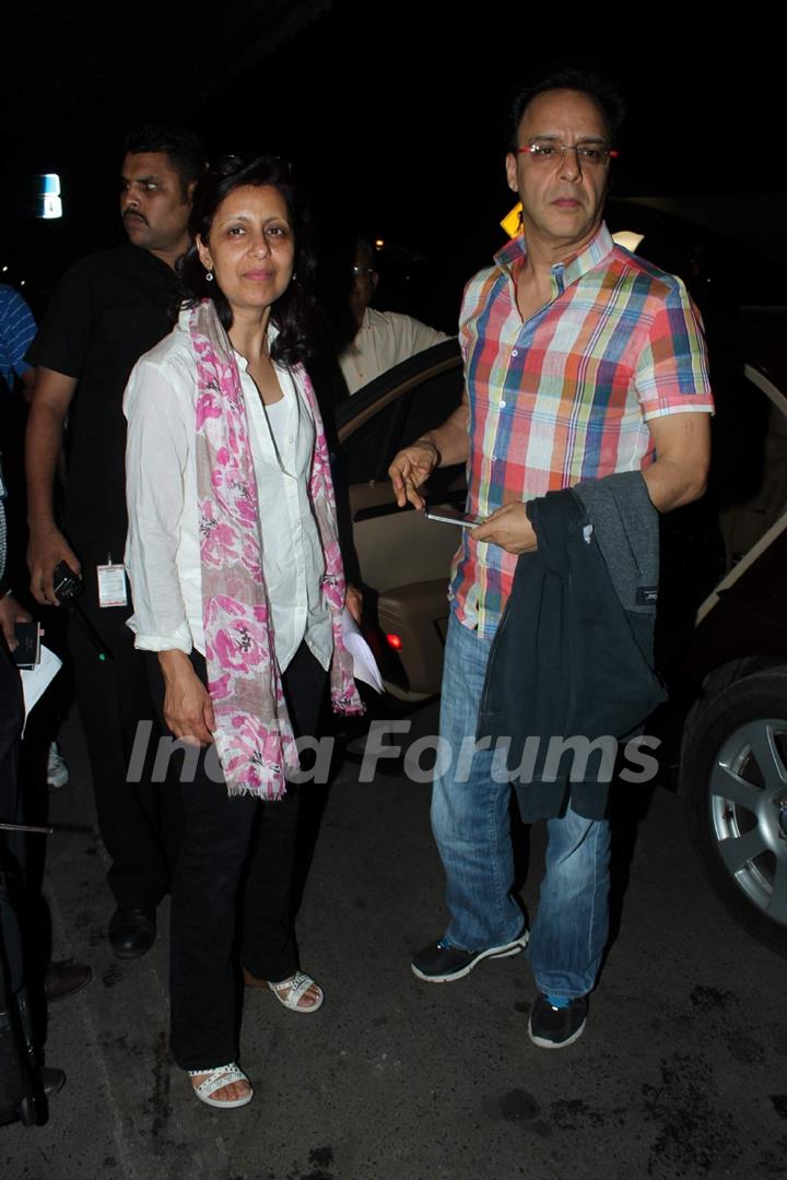 Bollywood director-producer Vidhu Vinod Chopra at the Mumbai Airport, as he left for Singapore to attend the IIFA Awards 2012. . .