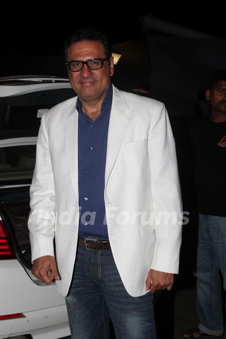 Versatile bollywood actor Boman Irani at the Mumbai Airport, as he left for Singapore to attend the IIFA Awards 2012. .
