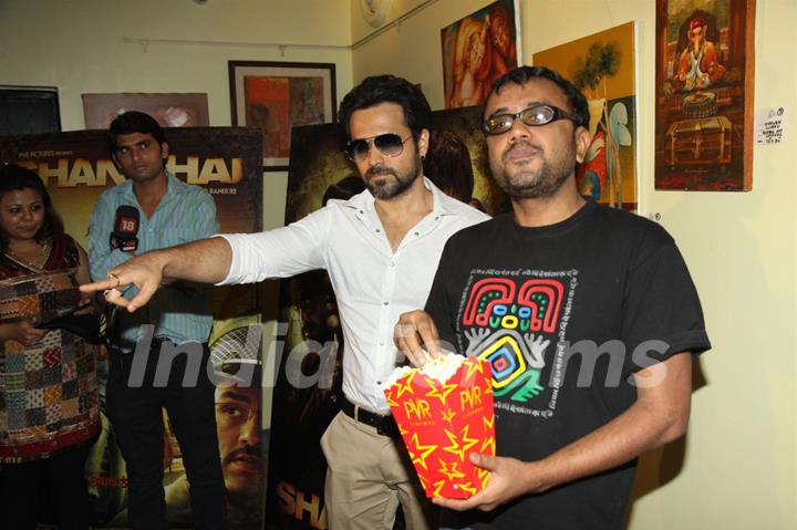 Bollywood actors Emraan Hashmi, Prosenjit Chatterjee and director Dibakar Bannerjee visit PVR Cinemas to promote their film Shanghai in Juhu, Mumbai