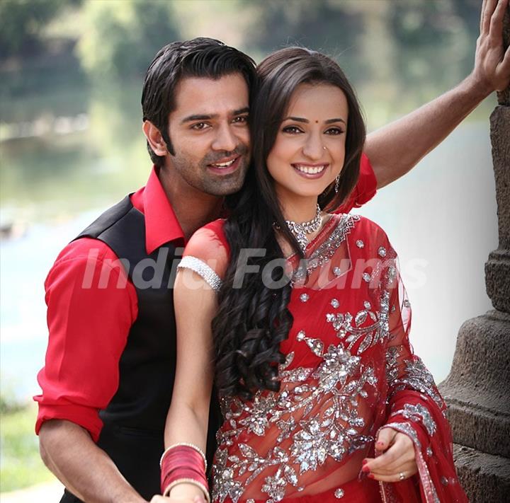 Barun Sobti and Sanaya Irani