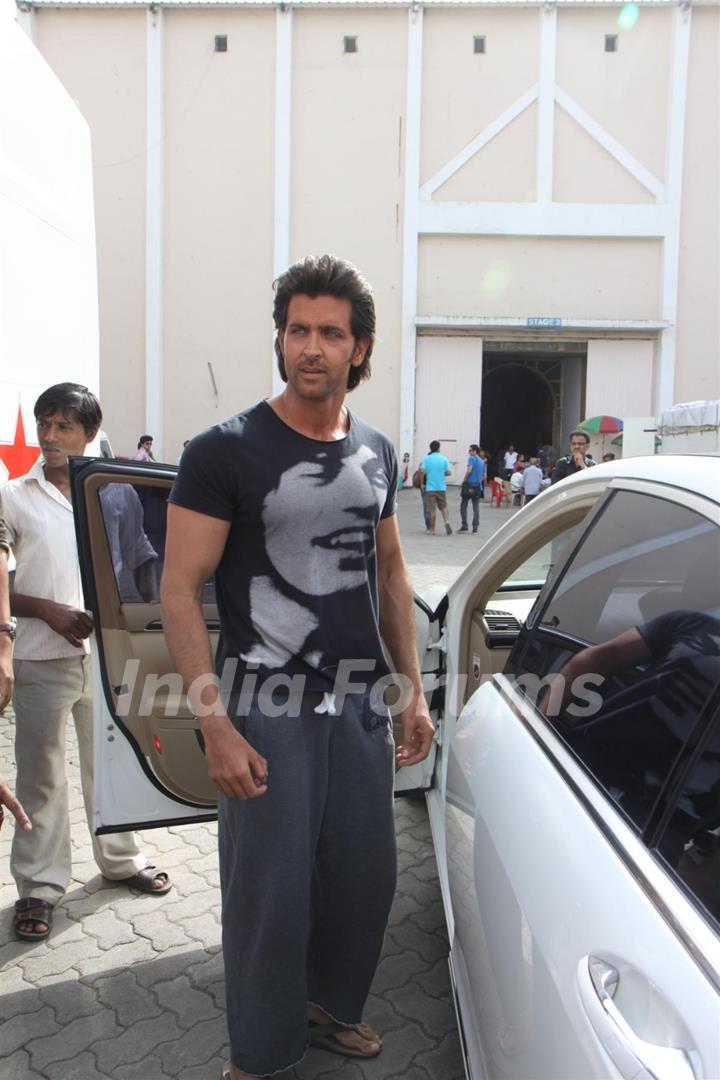 Hrithik Roshan spotted shooting for film Krrish 2 at Mehboob Studios in Mumbai