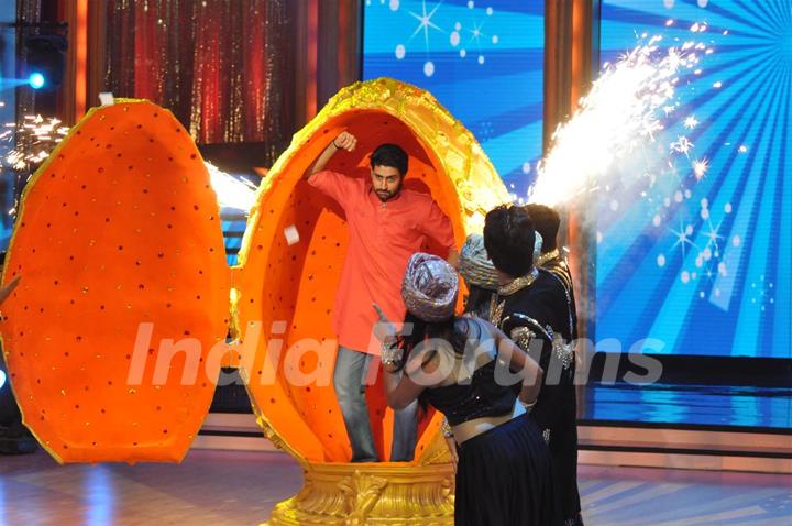 Film Bol Bachchan Promotion on the Set Jhalak Dikhhala Jaa